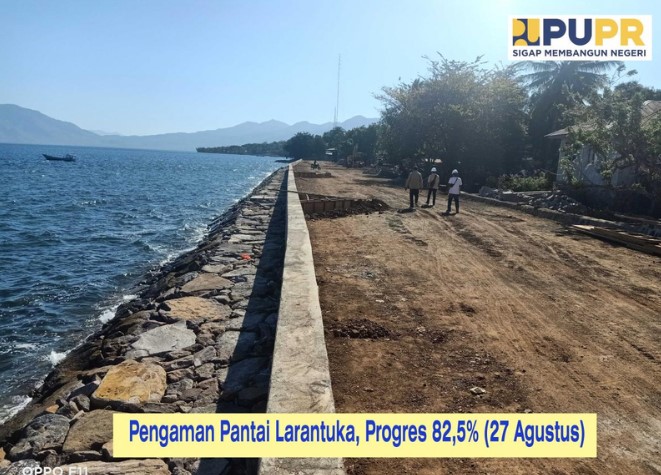 Pembangunan pengaman Pantai Larantuka oleh PUPR